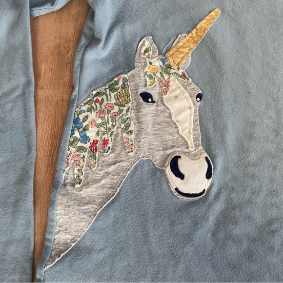 Mini Boden | Unicorn Appliqué Tunic Long Sleeve - Picture 3 of 8